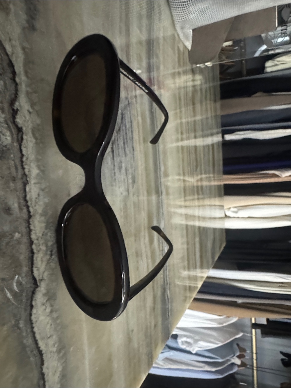 Oval Women's Sunglasses - Classic Fashion Accessory - Picture 2 of 5